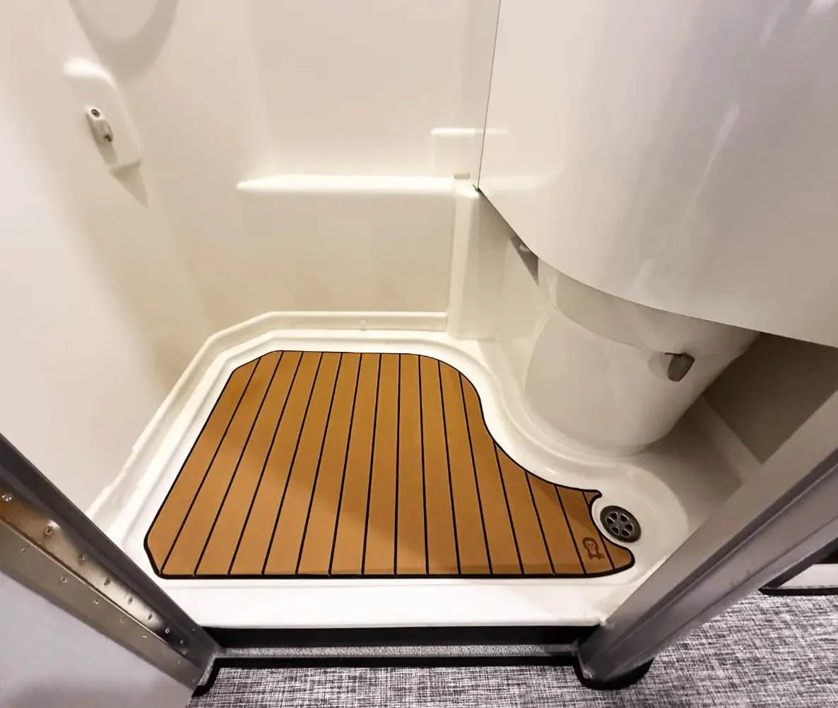 Ekko Seadek Shower Mat - Image 3