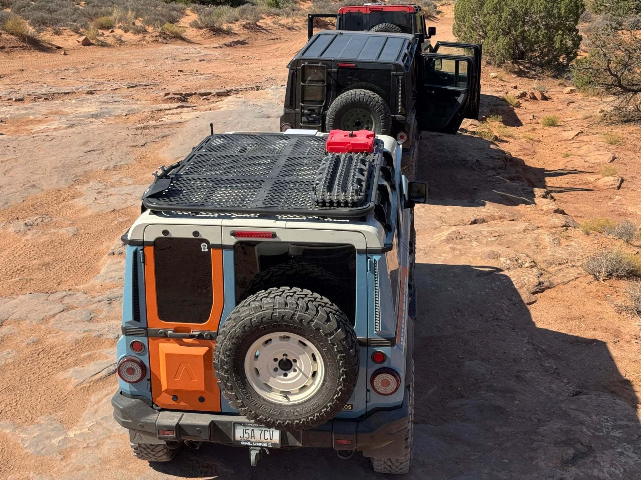 Grenadier Roof Rack : Flat Earth - Image 6