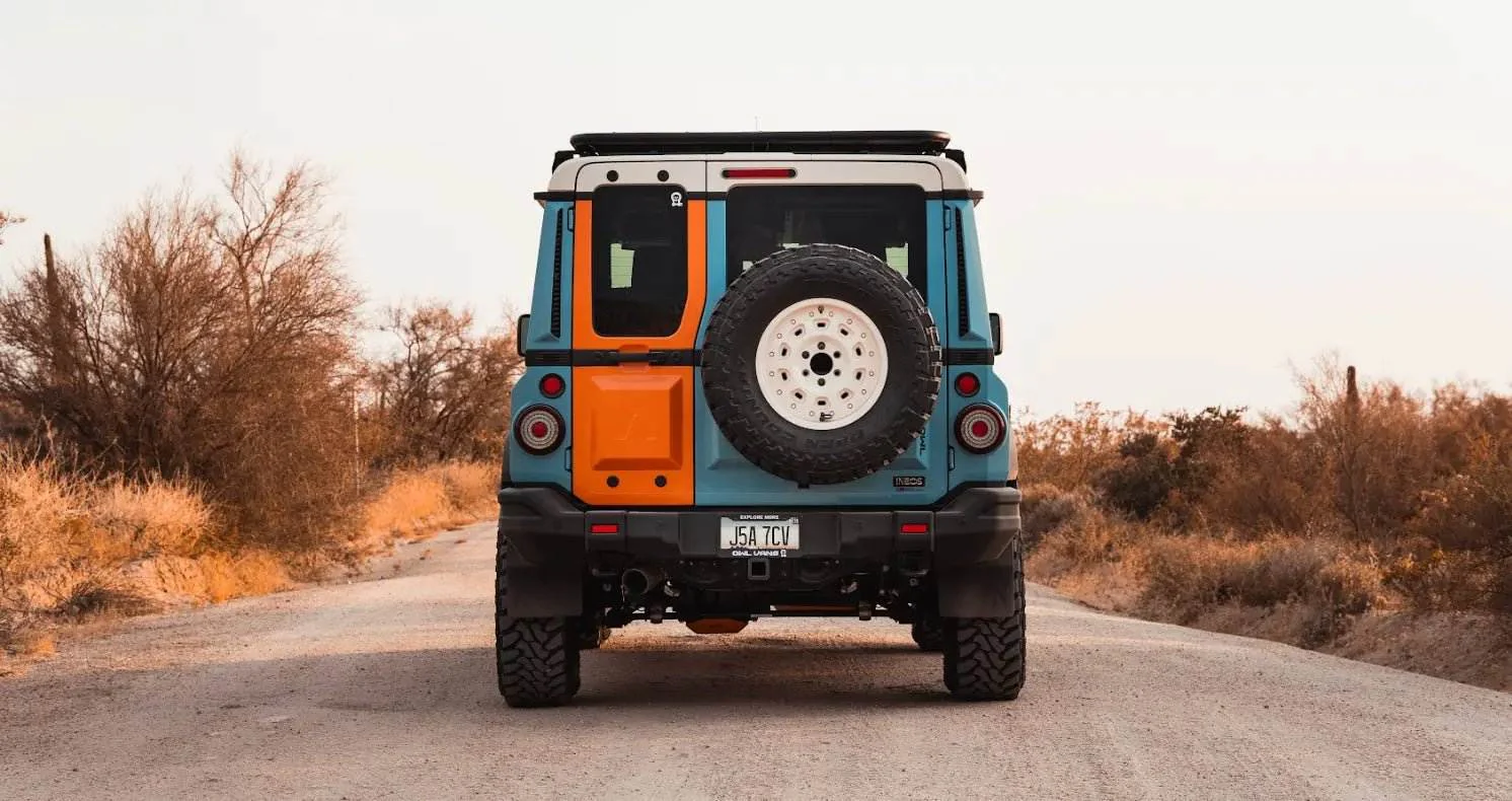 Grenadier Roof Rack : Flat Earth - Image 8