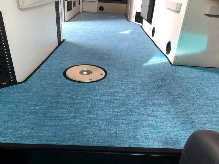 Sprinter Ekko Floor Mats (2025) - Image 9