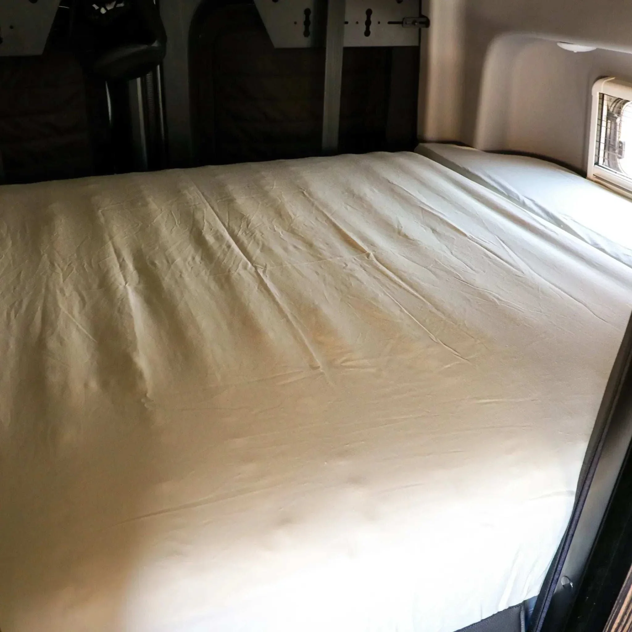 Storyteller and Revel Sheets : Ultra Luxe Dream - Image 15